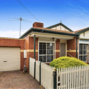 Fence painting with 3 coats in Hadfield - Image 3