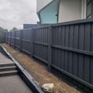 Fence painting in Charlotte St, Brighton East, 3187 - Image 5