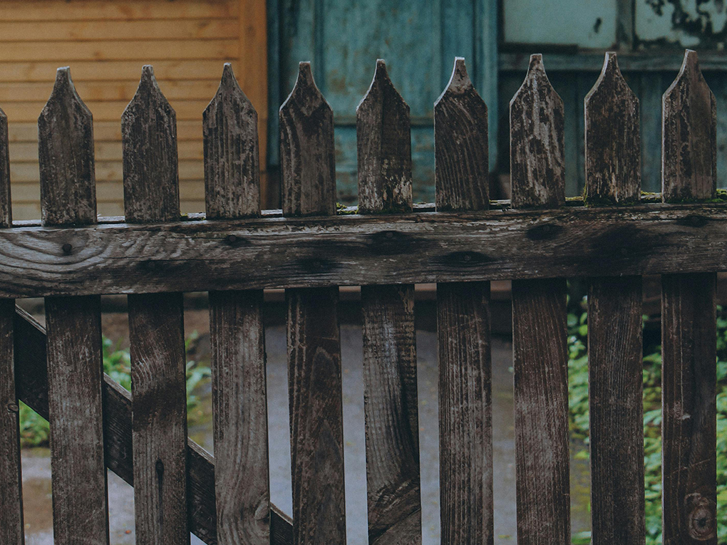 Can You Paint Colorbond Fence