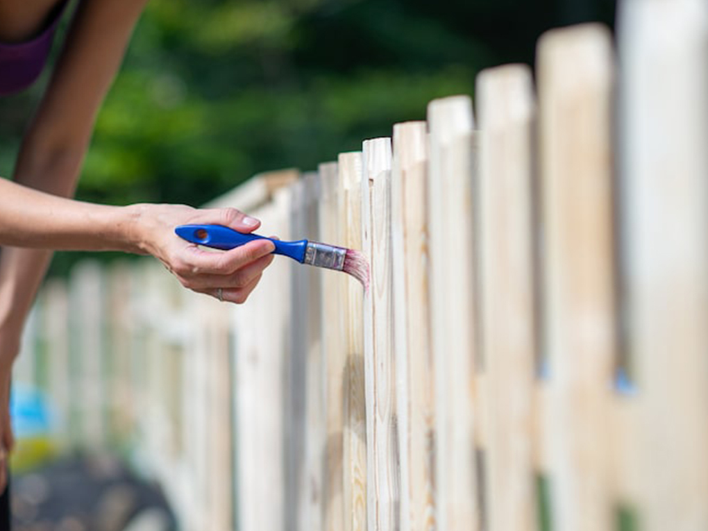 DIY Fence Painting Cost Breakdown