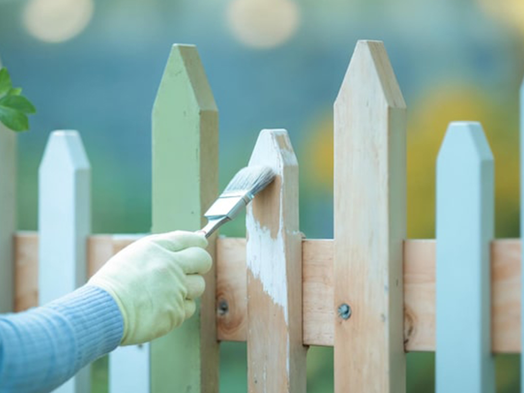 DIY Fence Painting Cost Breakdown