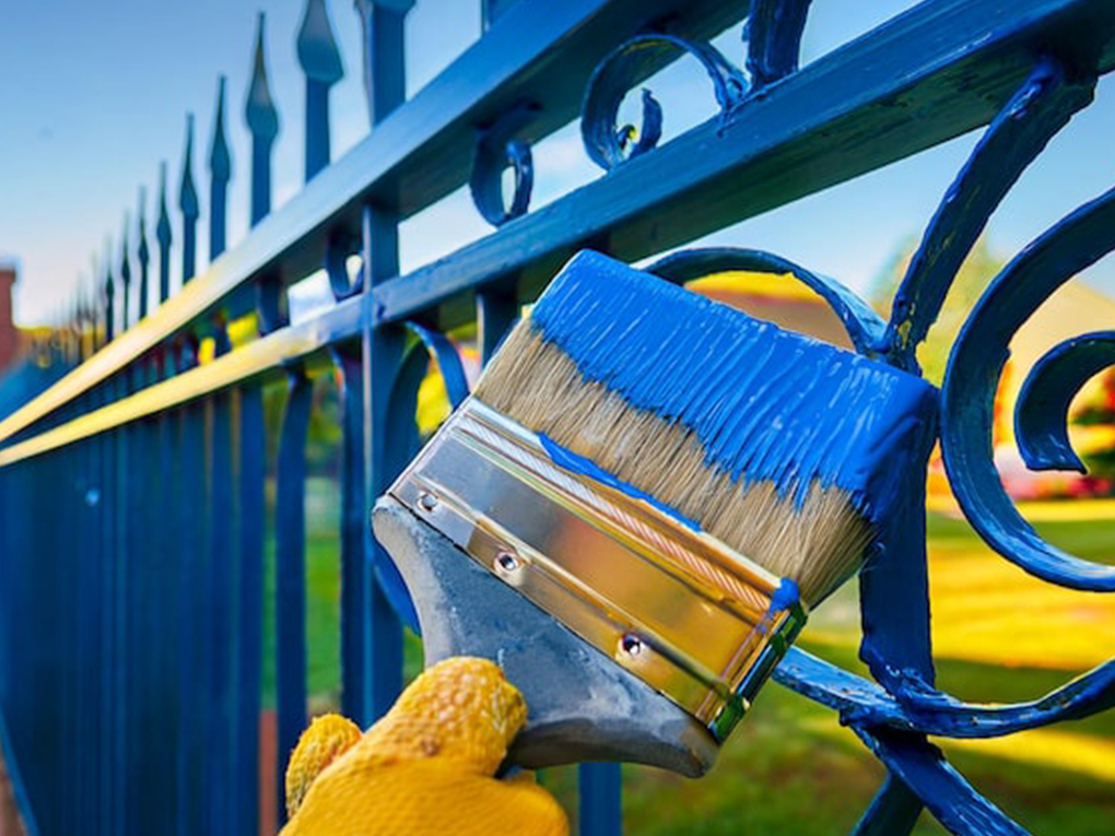 How to paint fence posts