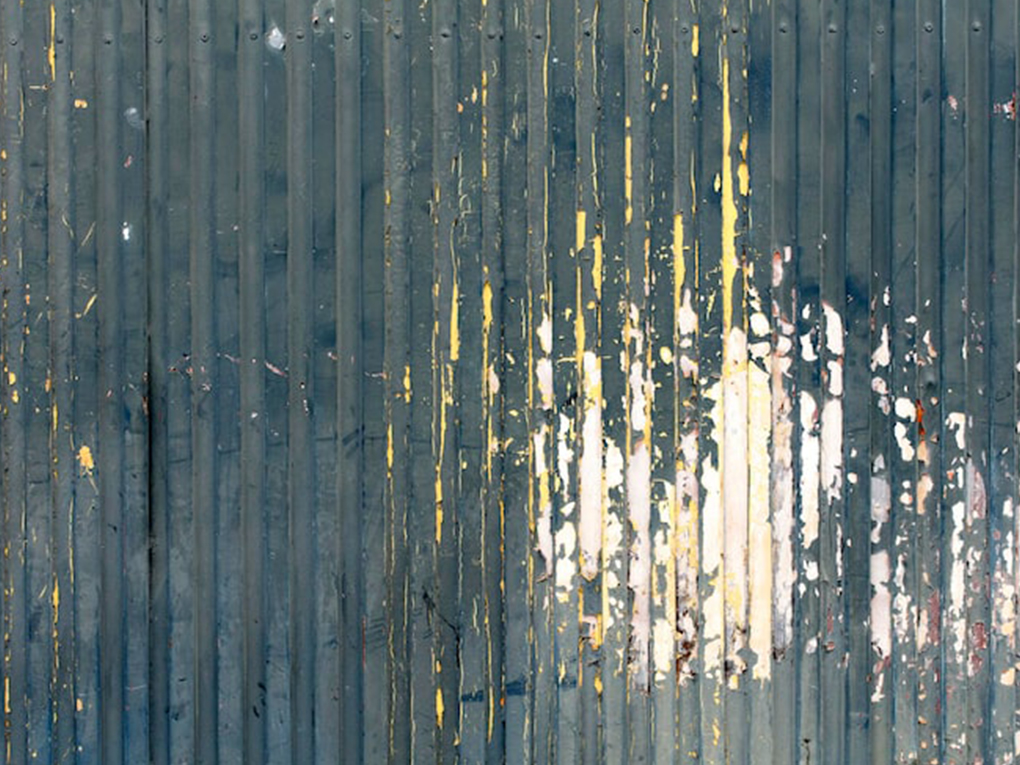 How to remove old fence paint