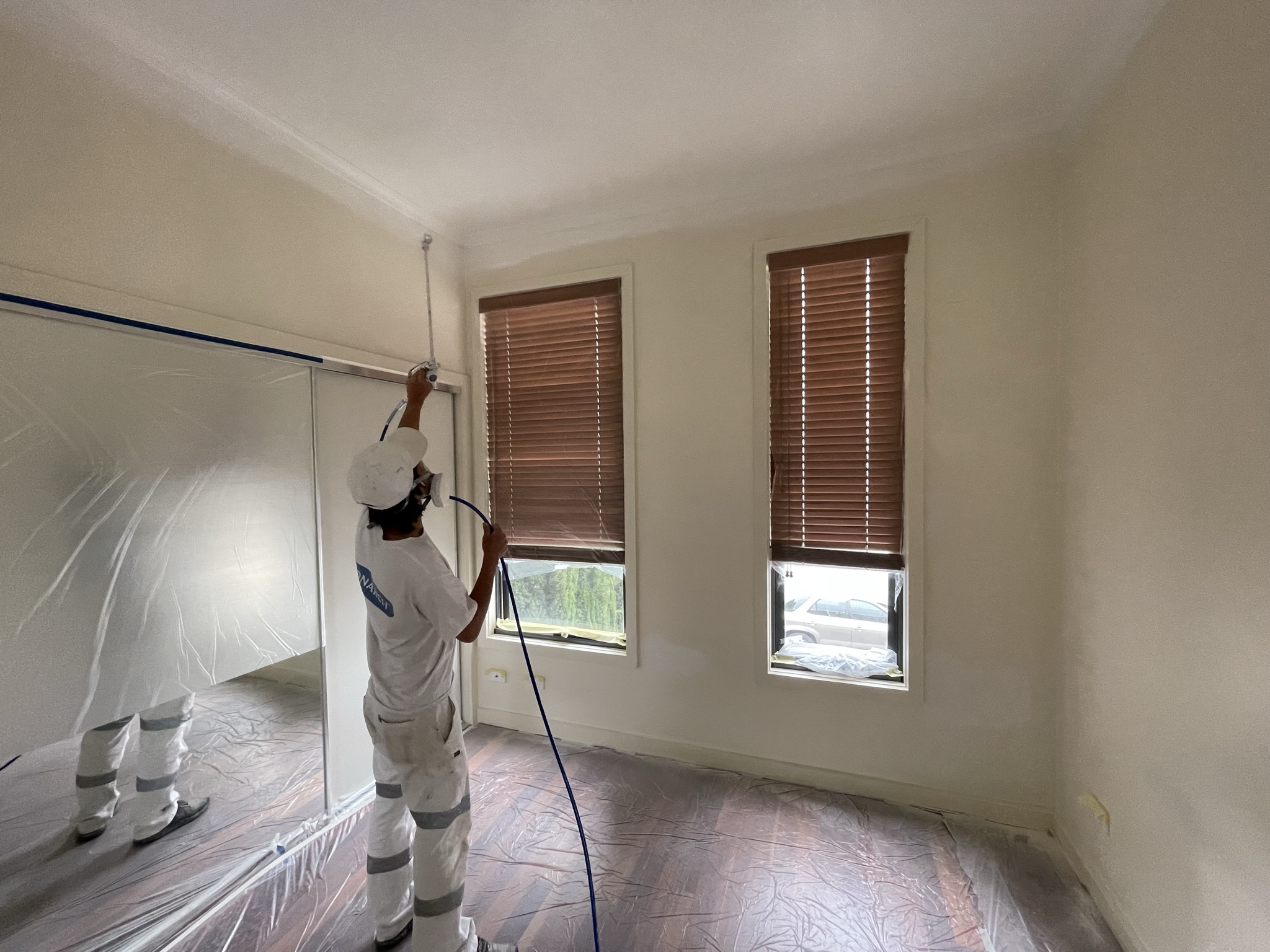 Professional, highly skilled painting team