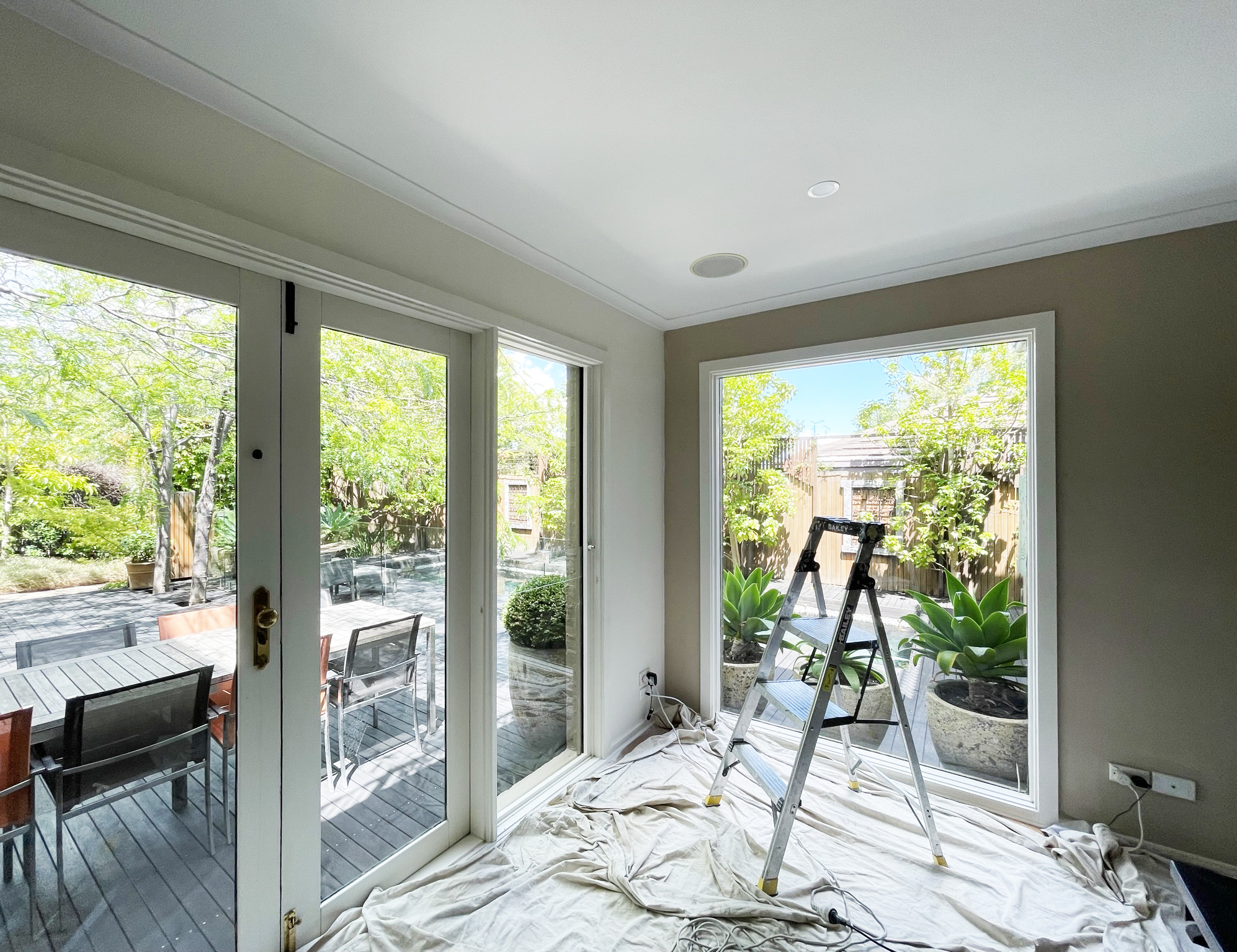 Get advice on choosing the right colors for your home